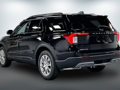 New 2026 Ford Explorer Active w/ Active Comfort Package