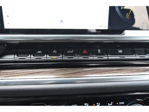 Used 2024 Chevrolet Silverado 1500 LT image 27