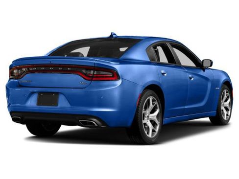 Used 2018 Dodge Charger R/T w/ Plus Group image 2
