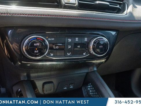Used 2024 Chevrolet TrailBlazer RS w/ Convenience Package FWD image 9