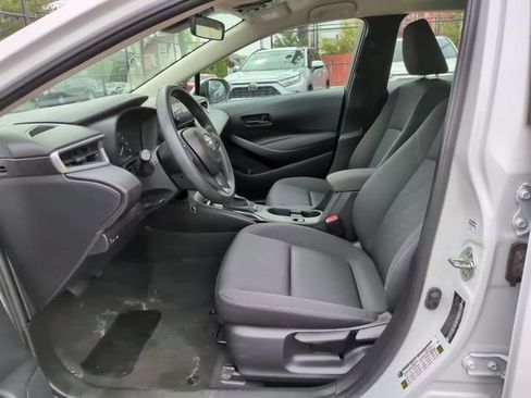 Used 2024 Toyota Corolla LE FWD image 13