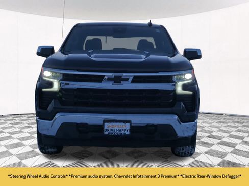 Used 2023 Chevrolet Silverado 1500 LT w/ Z71 Off-Road Package image 13