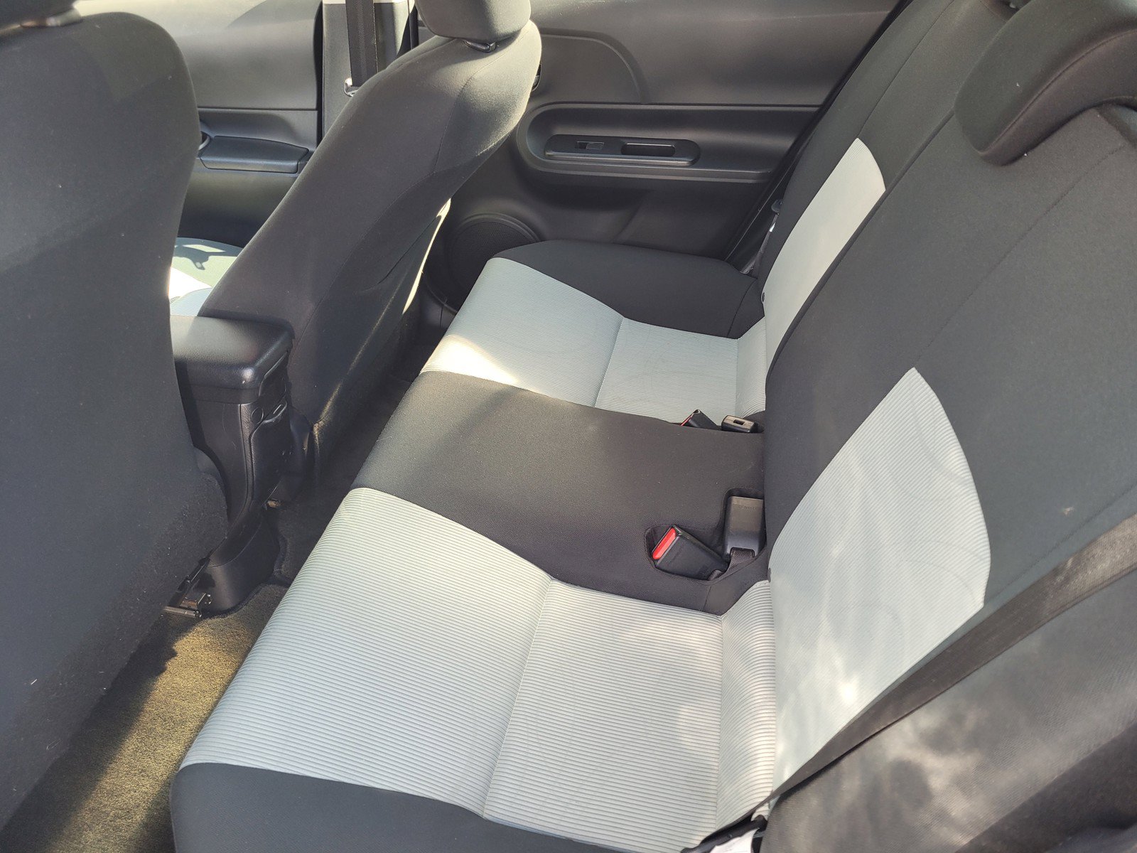 Used 2015 Toyota Prius C Two FWD image 10
