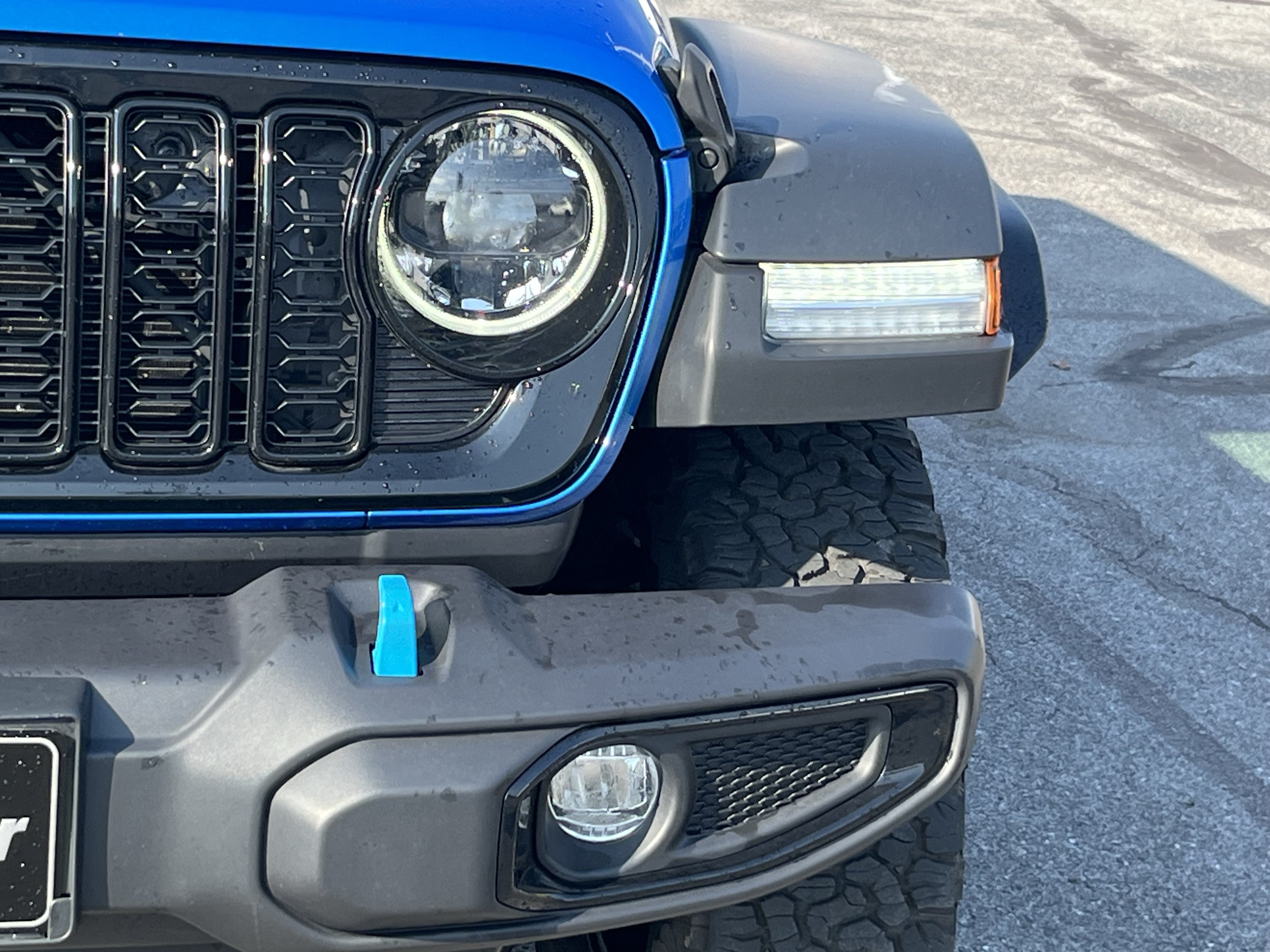 Used 2024 Jeep Wrangler Unlimited AWD/4WD image 14