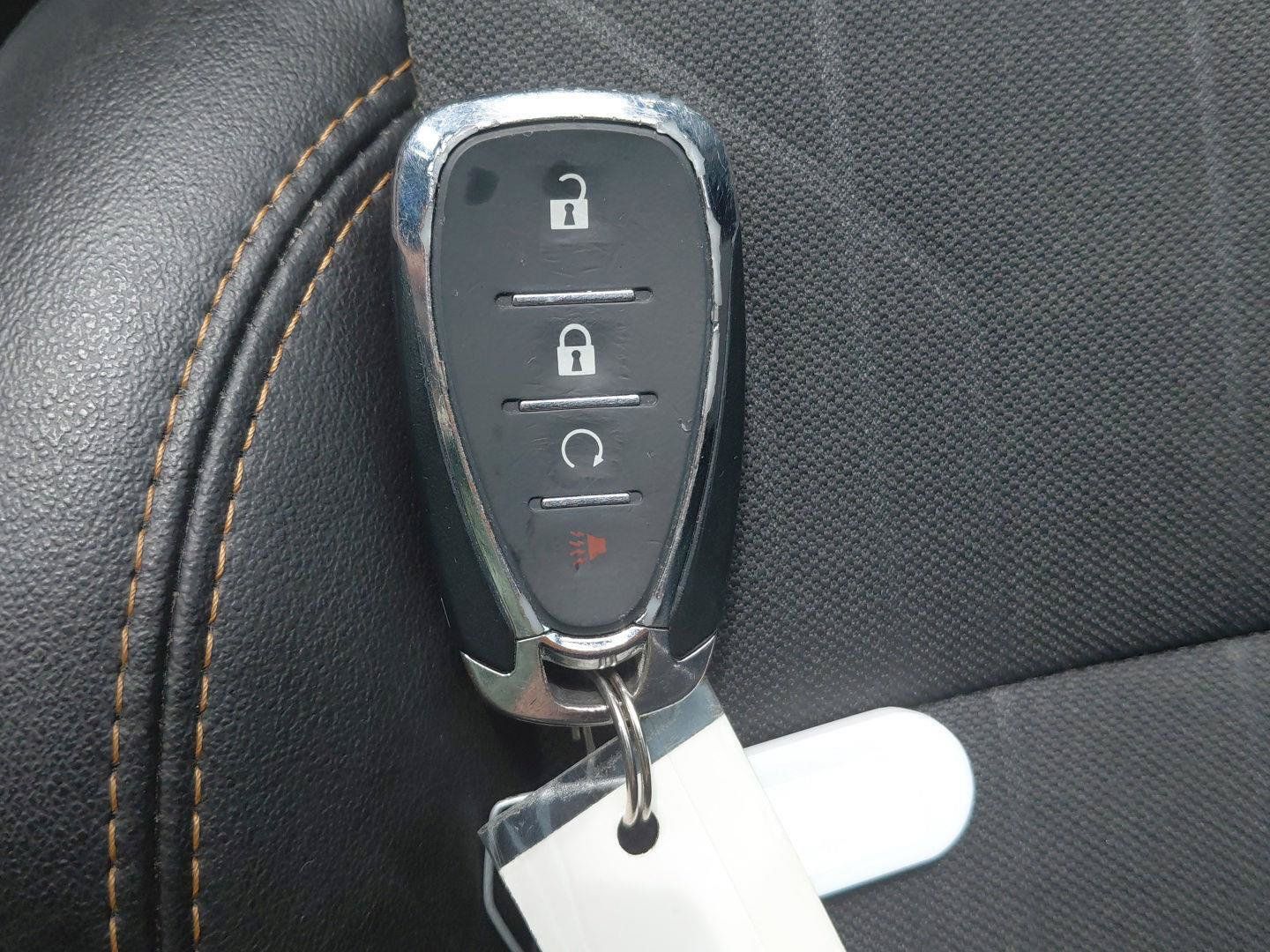 Used 2019 Chevrolet Trax LT w/ LT Convenience Package FWD image 33