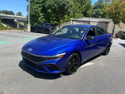 Certified 2026 Hyundai Elantra Sport FWD image 3