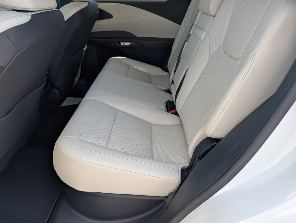 Used 2025 Lexus RX 350 Premium Plus w/ Accessory Package (Z1) FWD image 13