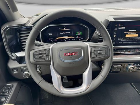 Used 2026 GMC Sierra 1500 SLT AWD/4WD image 11