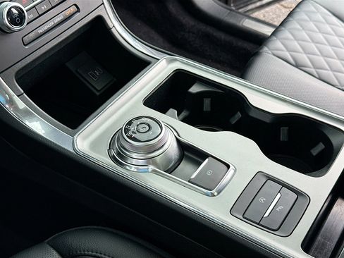 Certified 2024 Ford Edge Titanium w/ Equipment Group 301A image 11