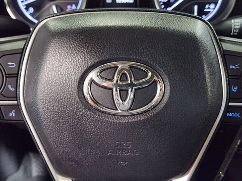 Used 2022 Toyota Camry LE FWD image 49
