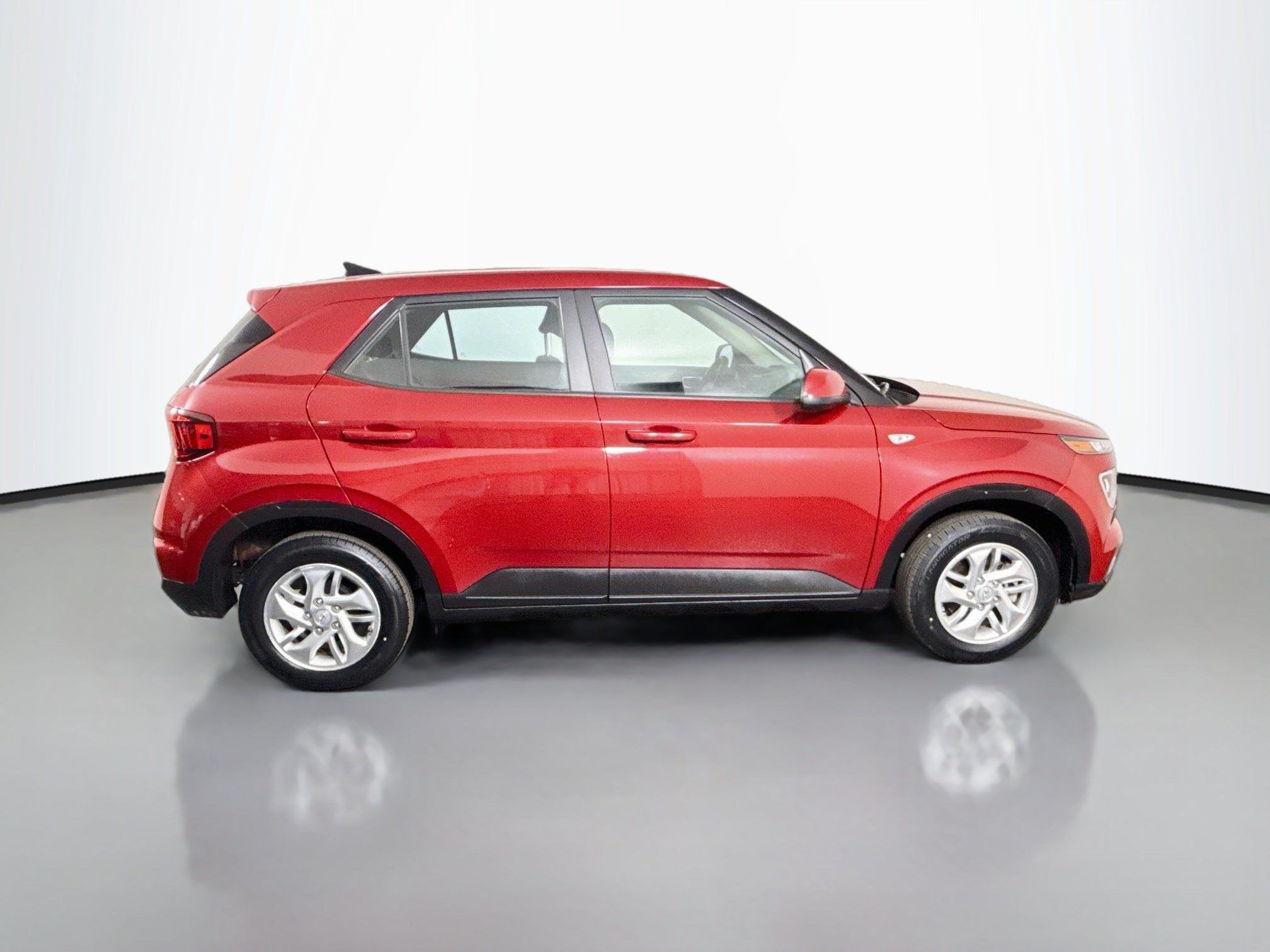 Used 2021 Hyundai Venue SE w/ Cargo Package FWD image 11