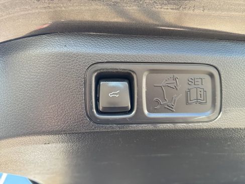 Used 2020 Ford Expedition Limited w/ Equipment Group 303A image 21