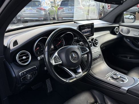 Used 2019 Mercedes-Benz GLC 300 4MATIC Coupe image 20