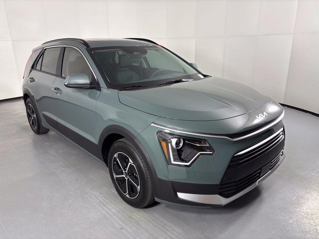 New 2026 Kia Niro EX w/ EX Premium Package FWD image 2