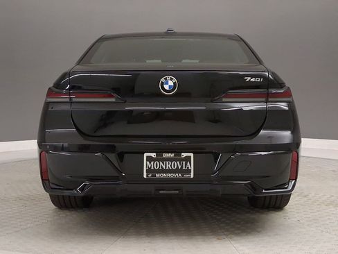 New 2026 BMW 740i 740i w/ Premium Package image 8