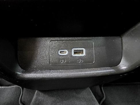 Used 2024 Cadillac XT4 Premium Luxury image 27