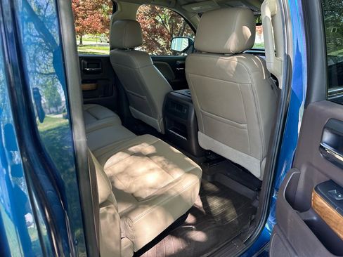 Used 2018 Chevrolet Silverado 1500 LTZ w/ Texas Edition AWD/4WD image 29