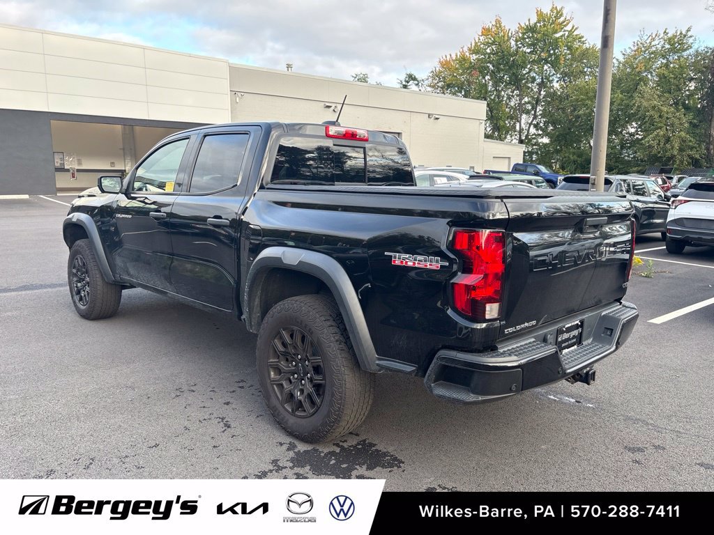 Used 2023 Chevrolet Colorado Trail Boss w/ Technology Package AWD/4WD image 6