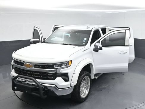 Used 2025 Chevrolet Silverado 1500 LT w/ Protection Package AWD/4WD image 57