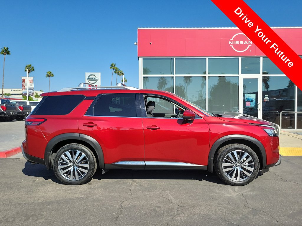 Used 2022 Nissan Pathfinder Platinum w/ Cargo Package FWD image 36