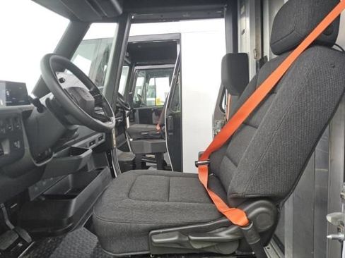 Used 2024 Chevrolet Brightdrop 600 w/ Commercial Equipment Package AWD/4WD image 14