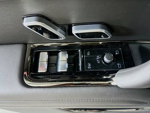 New 2026 Land Rover Range Rover Sport Dynamic SE AWD/4WD image 19