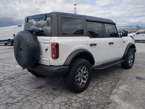 Certified 2024 Ford Bronco Badlands image 3