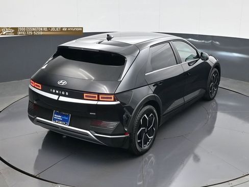 Certified 2023 Hyundai Ioniq 5 SEL w/ Cargo Package AWD/4WD image 17