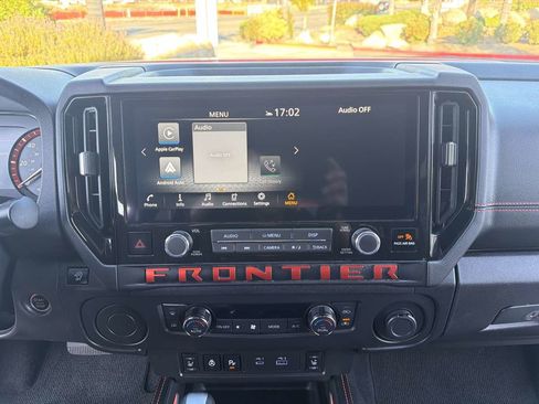 Used 2025 Nissan Frontier Pro-X w/ Pro Convenience Package RWD image 43