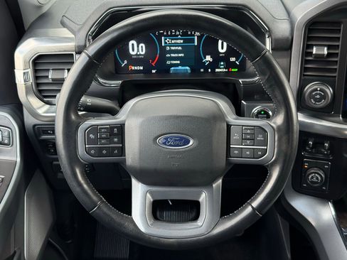 Used 2023 Ford F150 Lariat w/ Equipment Group 502A High image 31