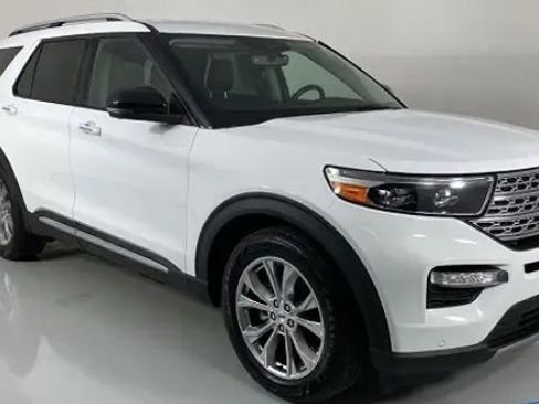 Used 2020 Ford Explorer Limited image 1