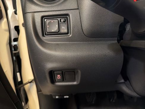 Used 2017 Nissan Versa S image 15