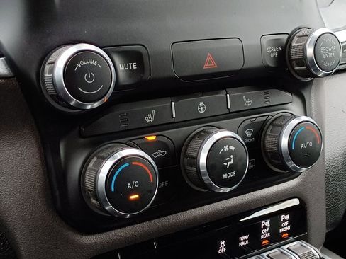 Used 2021 RAM 1500 Big Horn AWD/4WD image 24