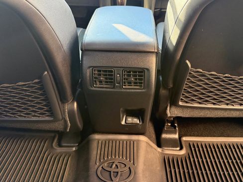 Used 2024 Toyota 4Runner Limited image 19