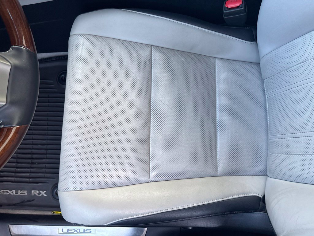 Used 2019 Lexus RX 450h AWD w/ Navigation Package image 16