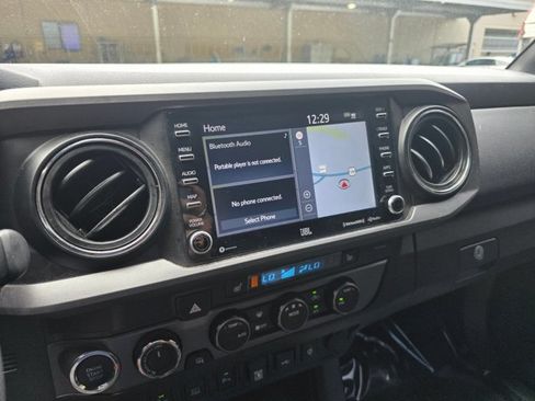 Used 2021 Toyota Tacoma TRD Pro AWD/4WD image 19
