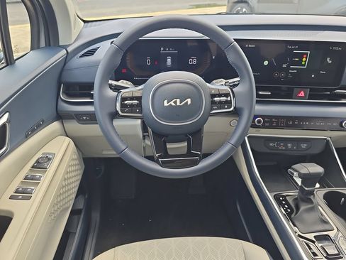 New 2026 Kia Carnival EX FWD image 14