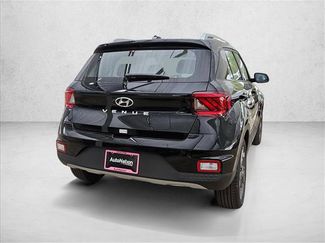 New 2026 Hyundai Venue SEL video 2