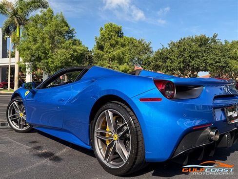 Used 2019 Ferrari 488 Spider RWD image 45