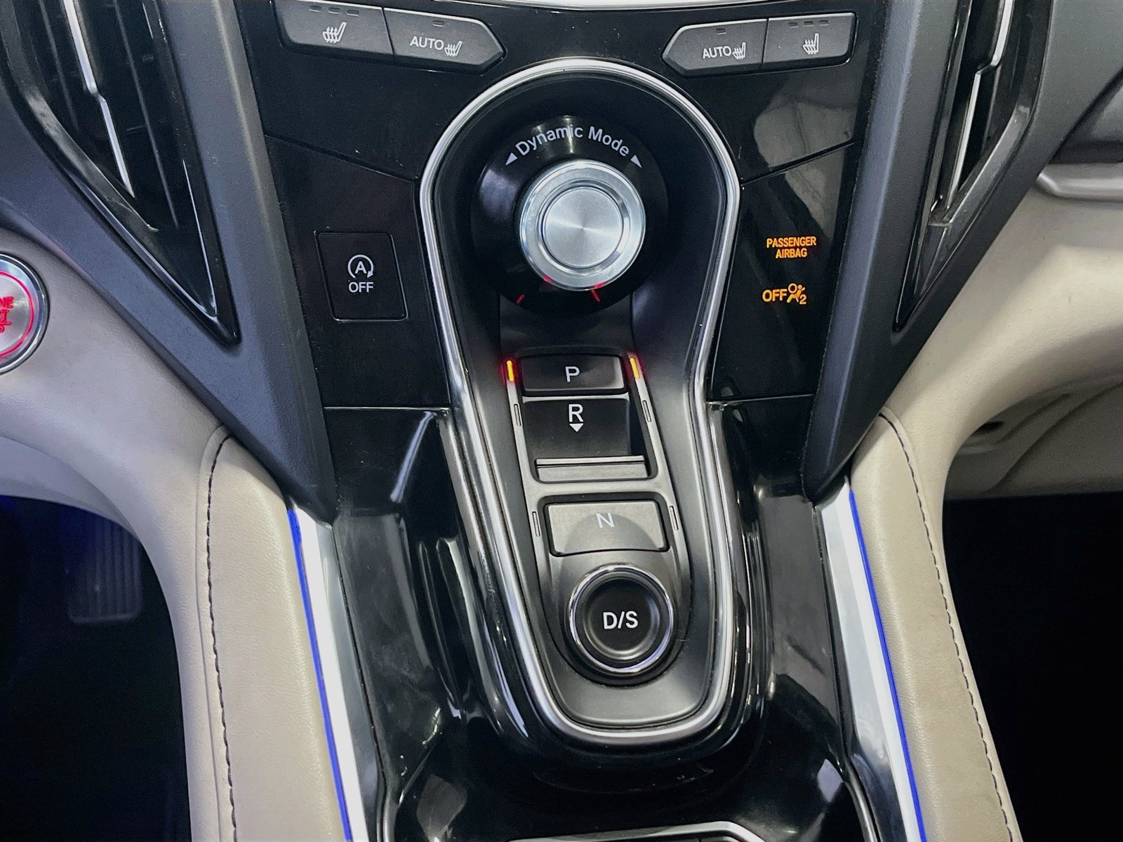 Used 2025 Acura RDX w/ Technology Package AWD/4WD image 17