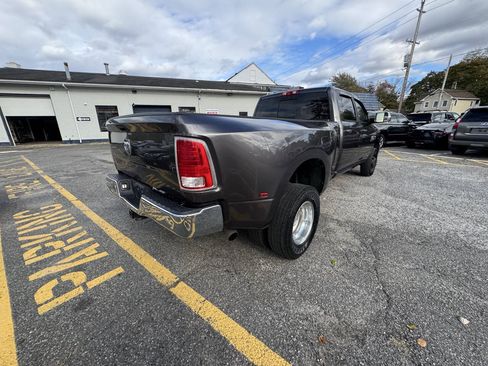Used 2016 RAM 3500 Laramie AWD/4WD image 30