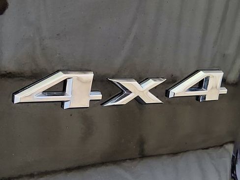 Used 2019 Jeep Cherokee Limited AWD/4WD image 34