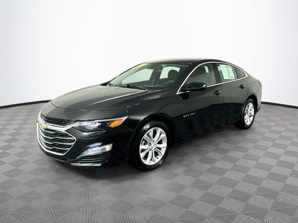 Used 2025 Chevrolet Malibu LT FWD image 5