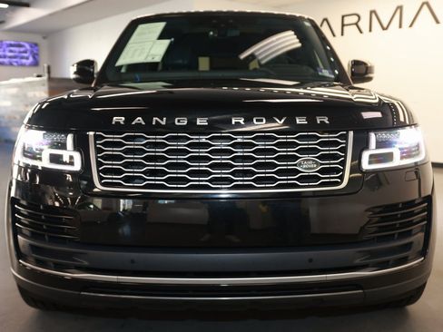 Used 2019 Land Rover Range Rover HSE image 2