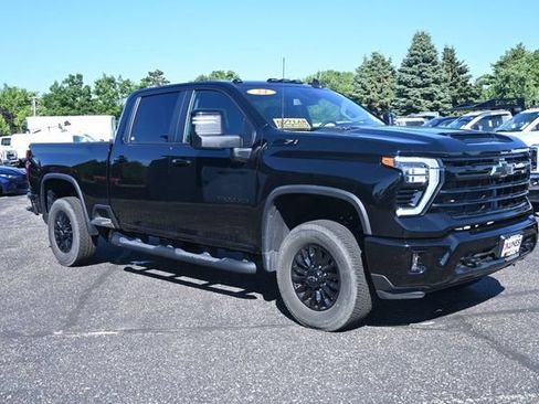 Used 2024 Chevrolet Silverado 3500 LT w/ Midnight Edition AWD/4WD image 2