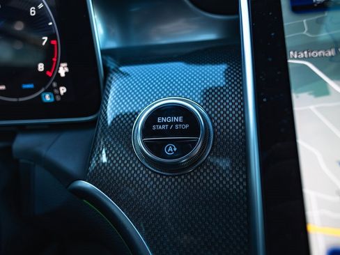 Used 2025 Mercedes-Benz GLC 43 AMG GLC 43 AMG image 19