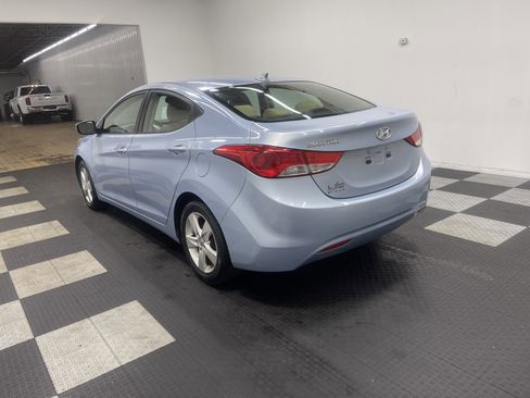 Used 2012 Hyundai Elantra GLS w/ Preferred Pkg 3 image 2