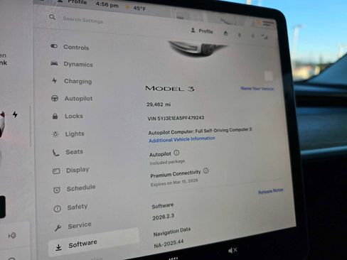 Used 2023 Tesla Model 3 Standard Range image 25