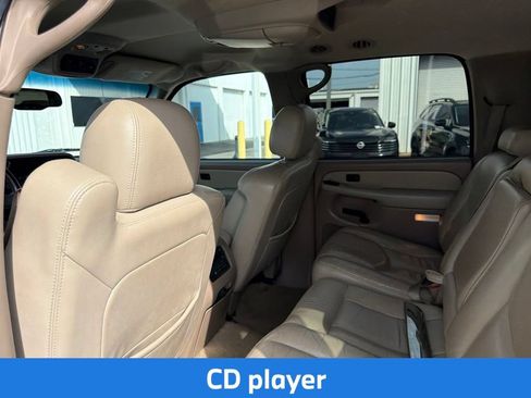 Used 2003 GMC Yukon XL SLT w/ 1SC Preferred Equipment Group RWD image 11