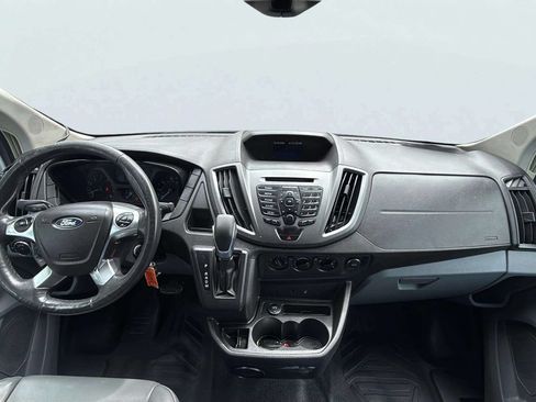 Used 2015 Ford Transit 250 130 Low Roof RWD image 10